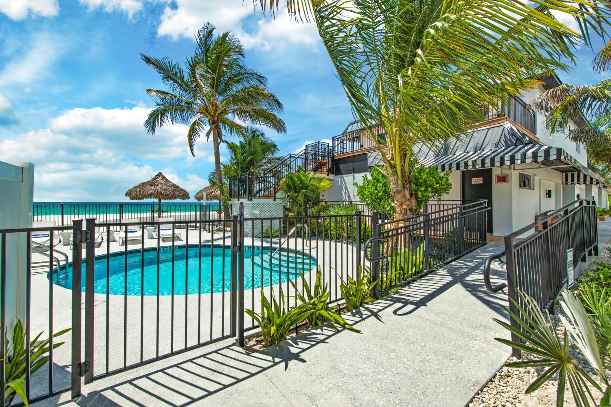 Anna Maria Island Inn Bradenton Beach Bagian luar foto