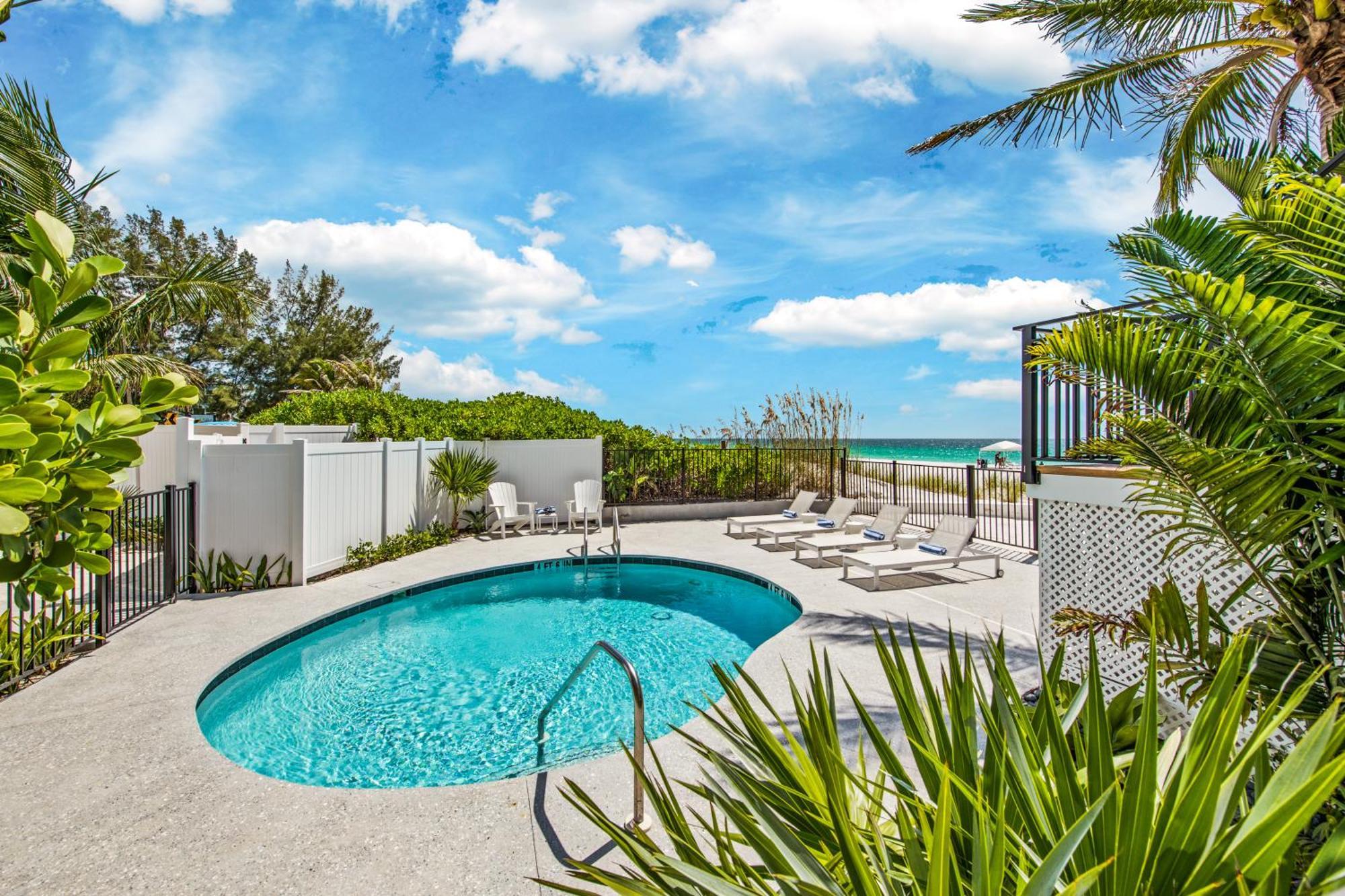 Anna Maria Island Inn Bradenton Beach Bagian luar foto
