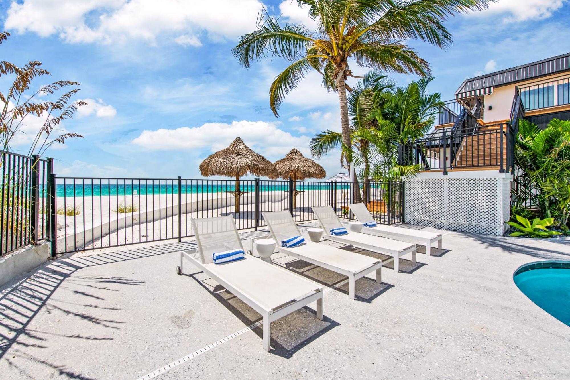 Anna Maria Island Inn Bradenton Beach Bagian luar foto
