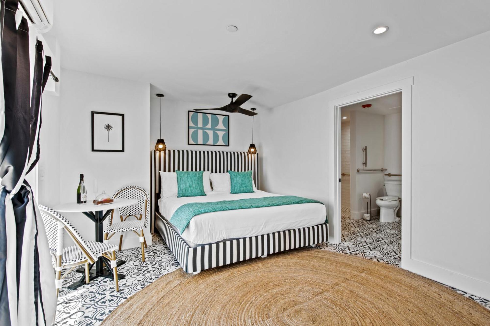 Anna Maria Island Inn Bradenton Beach Bagian luar foto